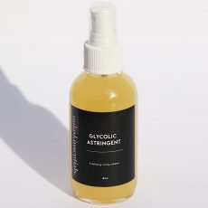 Nolaskinsentials Glycolic Astringent from gimme the good stuff